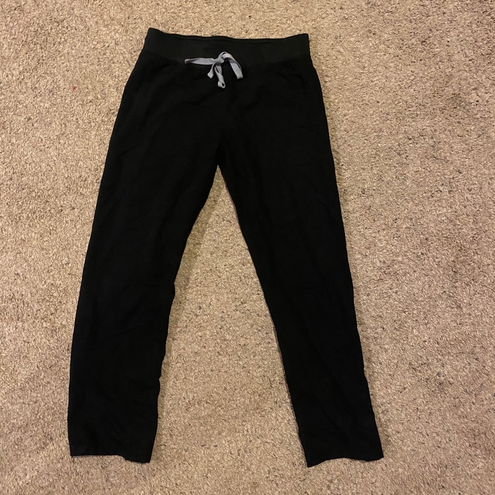 Figs Livingston black scrub pants